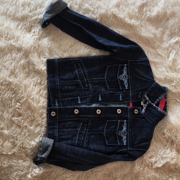 Basic Denim Jacket with pockets - Picture 1 of 4